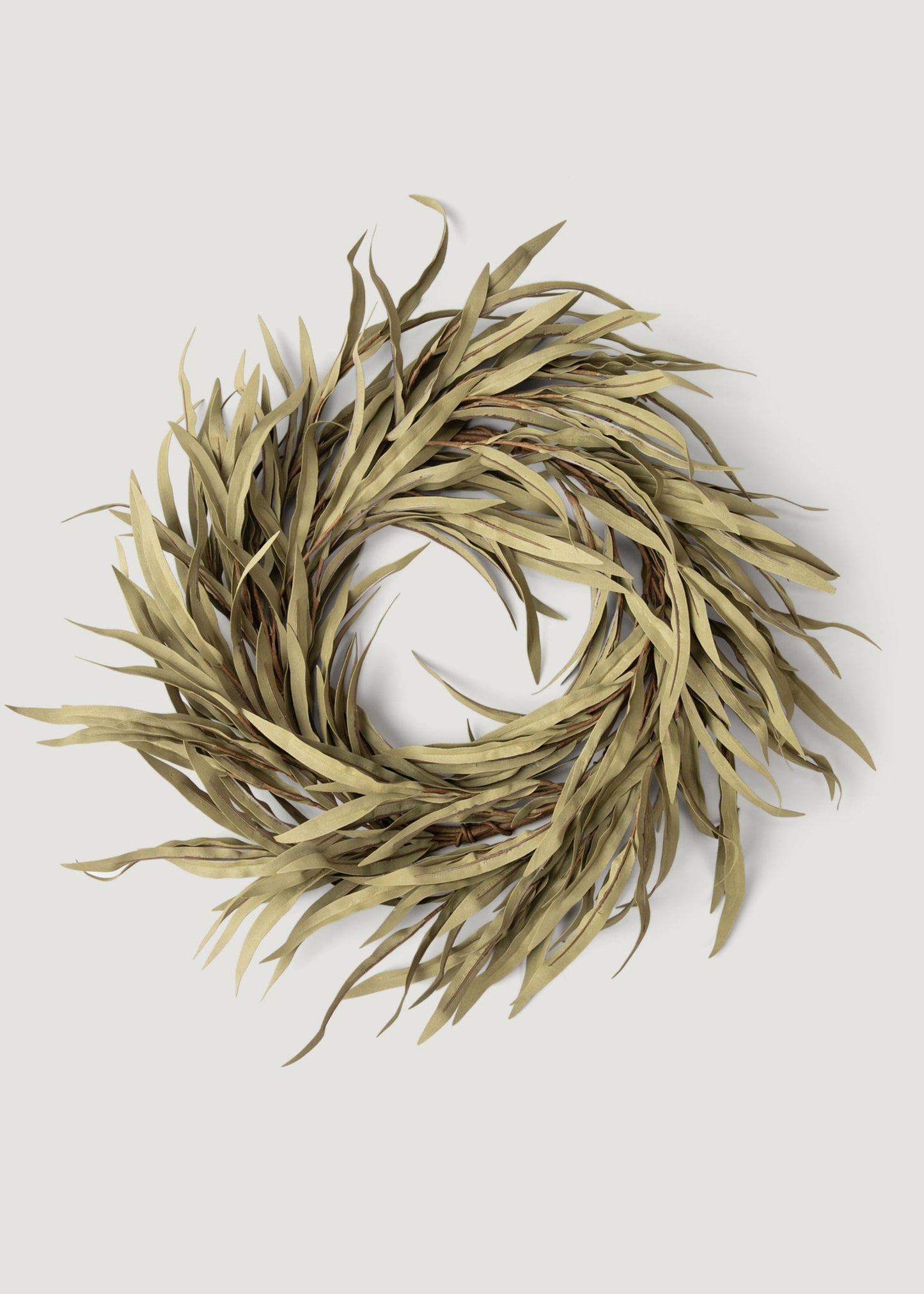 Artificial Willow Leaf Greenery Wreath - 17.5"