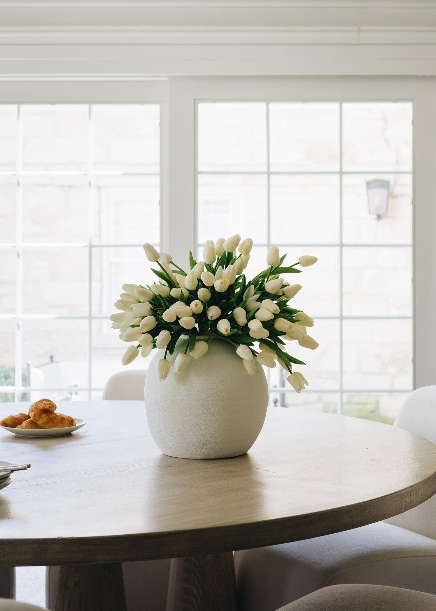 White Concrete Konos Vase - 10.75"