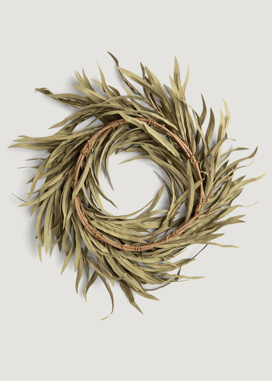 Artificial Willow Leaf Greenery Wreath - 17.5"
