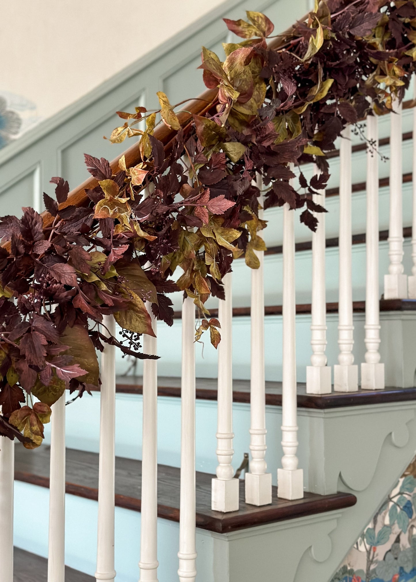Faux Grape Ivy Garland Stem in Green Eggplant - 48"